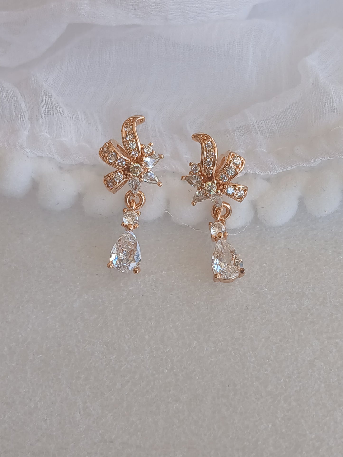 Flower Teardrop Stone Dangle Earring