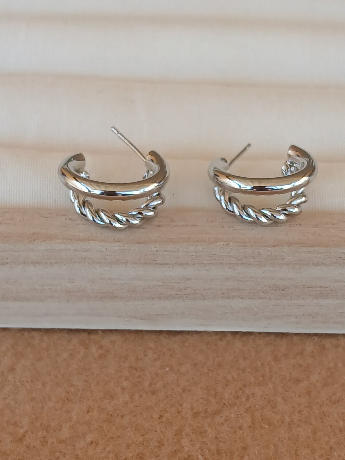 Double band hoops