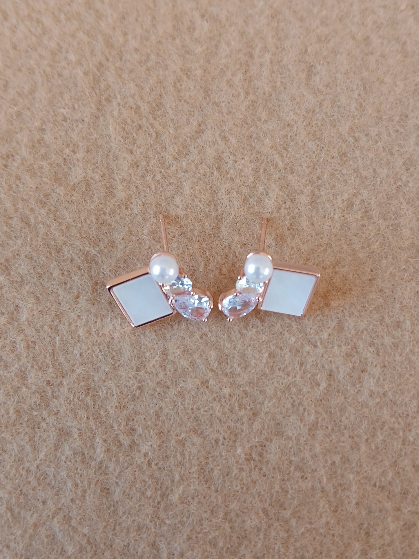 Pearl Stone Stud Earring | Rose Gold