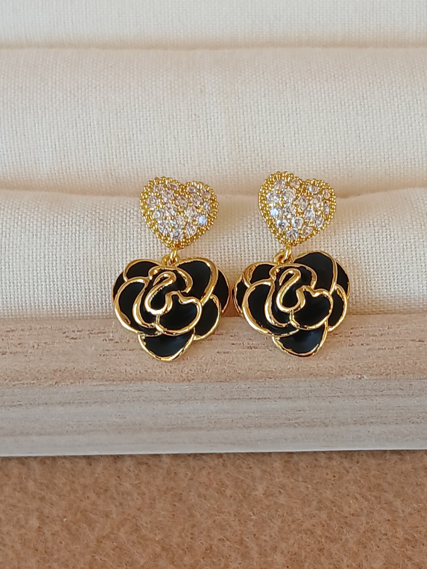 Black Heart Flower Dangle Earring