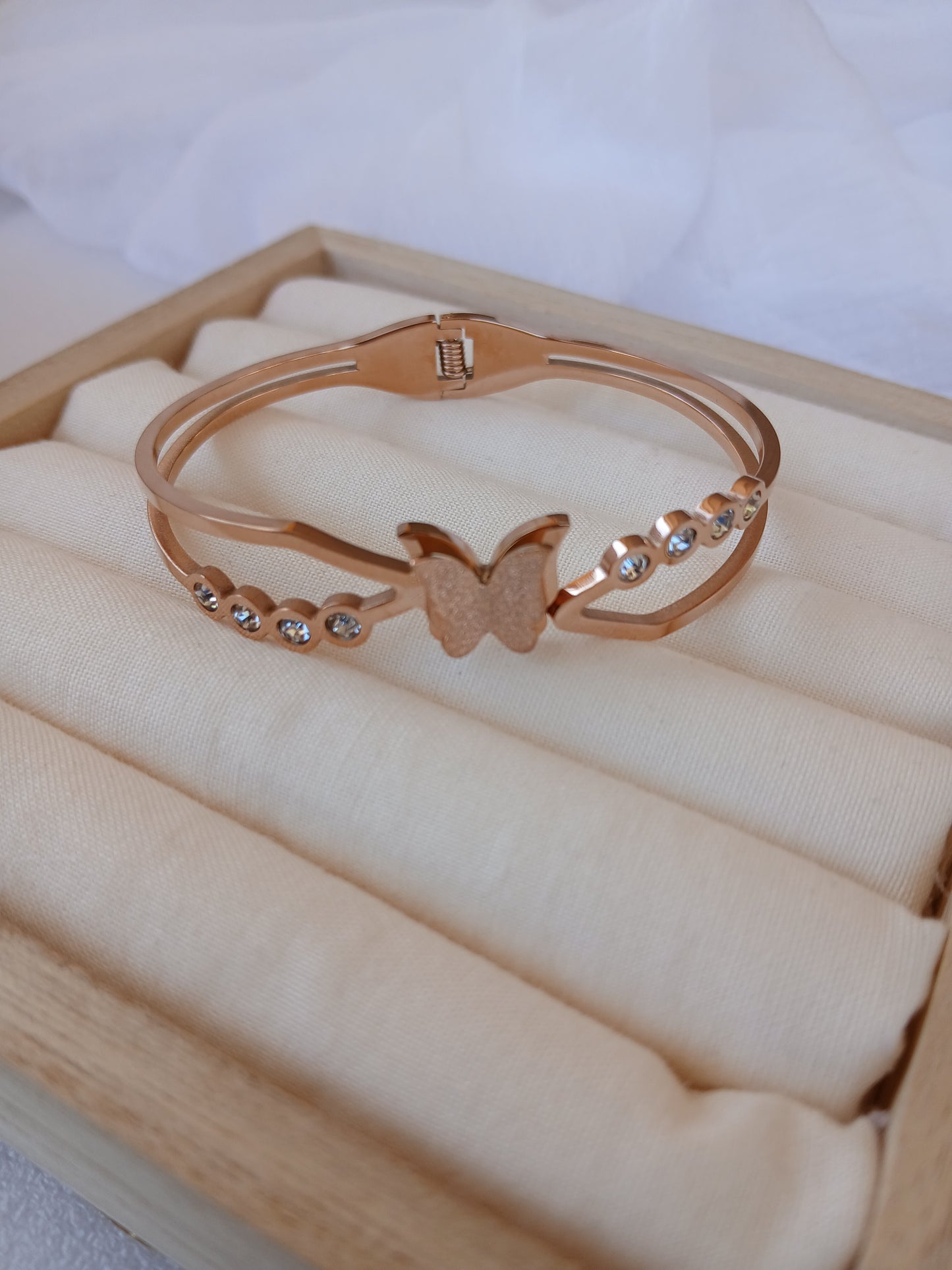 Butterfly bracelet |Rose gold