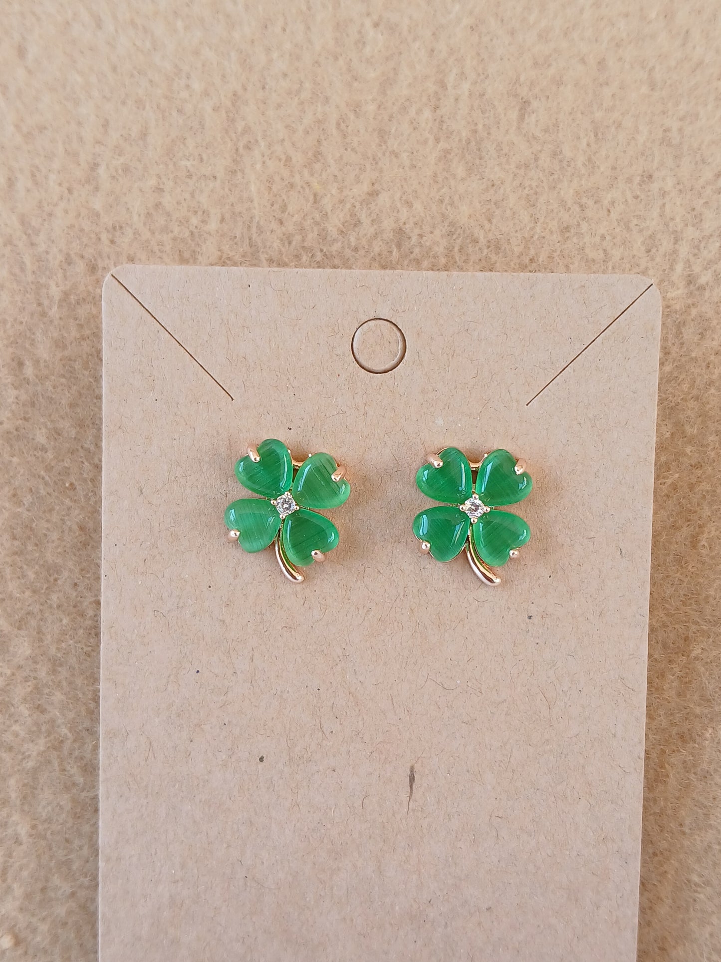 Lucky Charm Green Clover Stud Erring