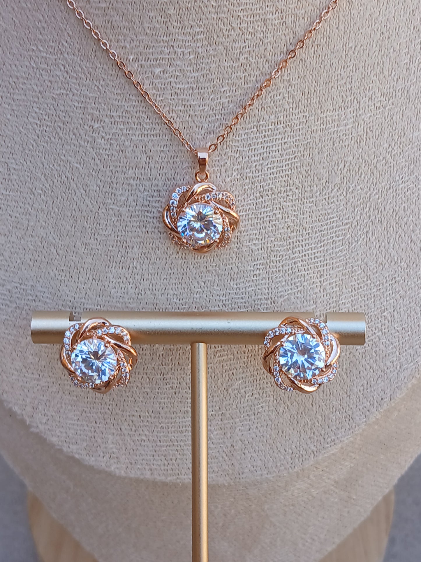 14K Rose Gold Plated CZ Solitaire Round Pendant Necklace Set