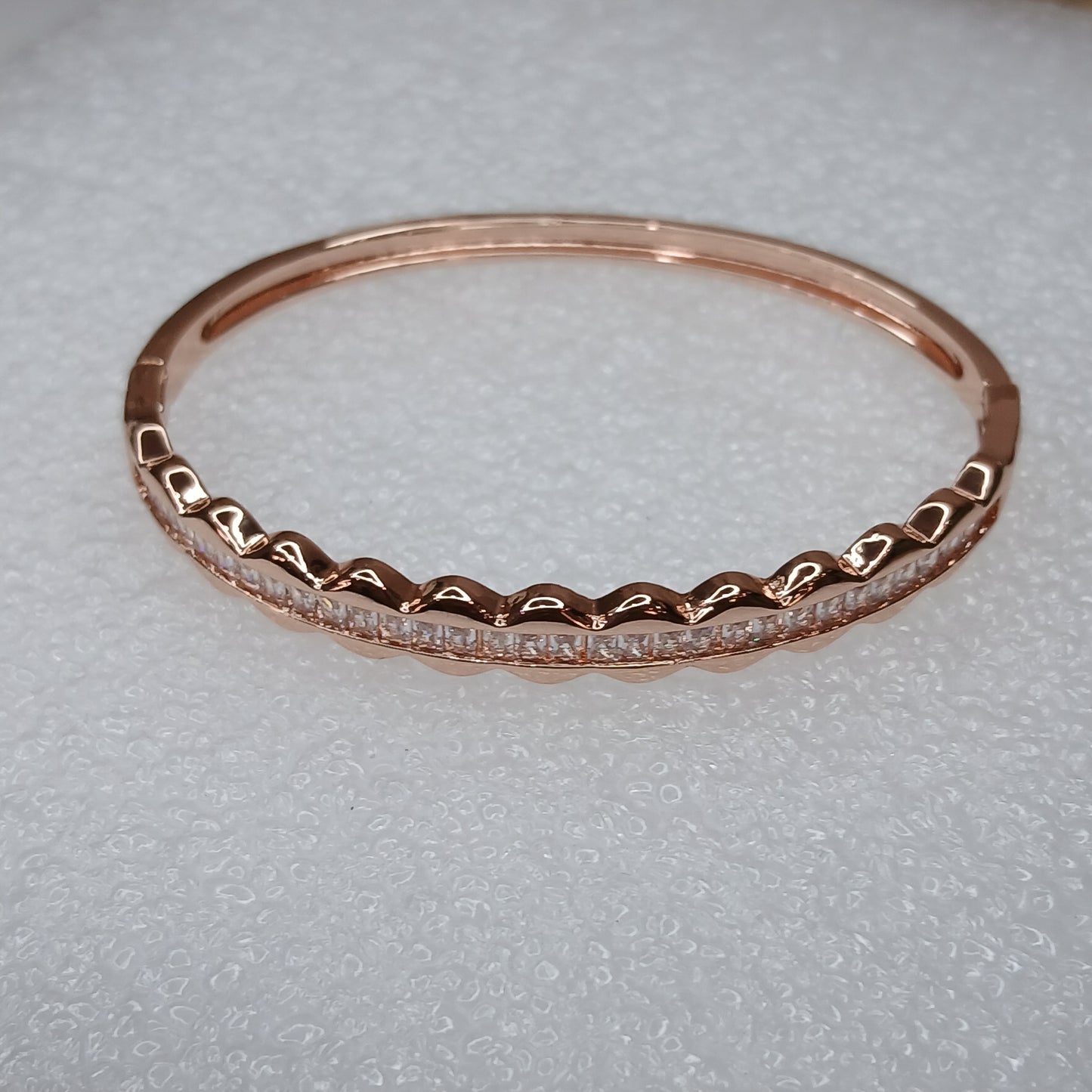 Zirconia Bangle Bracelete