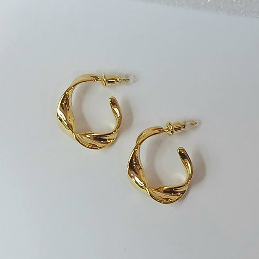 Twisted Hoop Earring