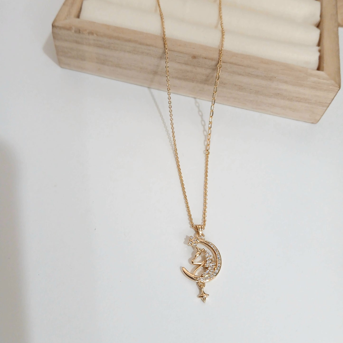 Moon Pendant | Gold